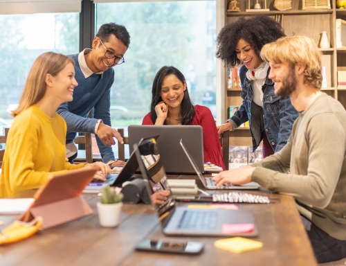 hth·华体工作生活体验