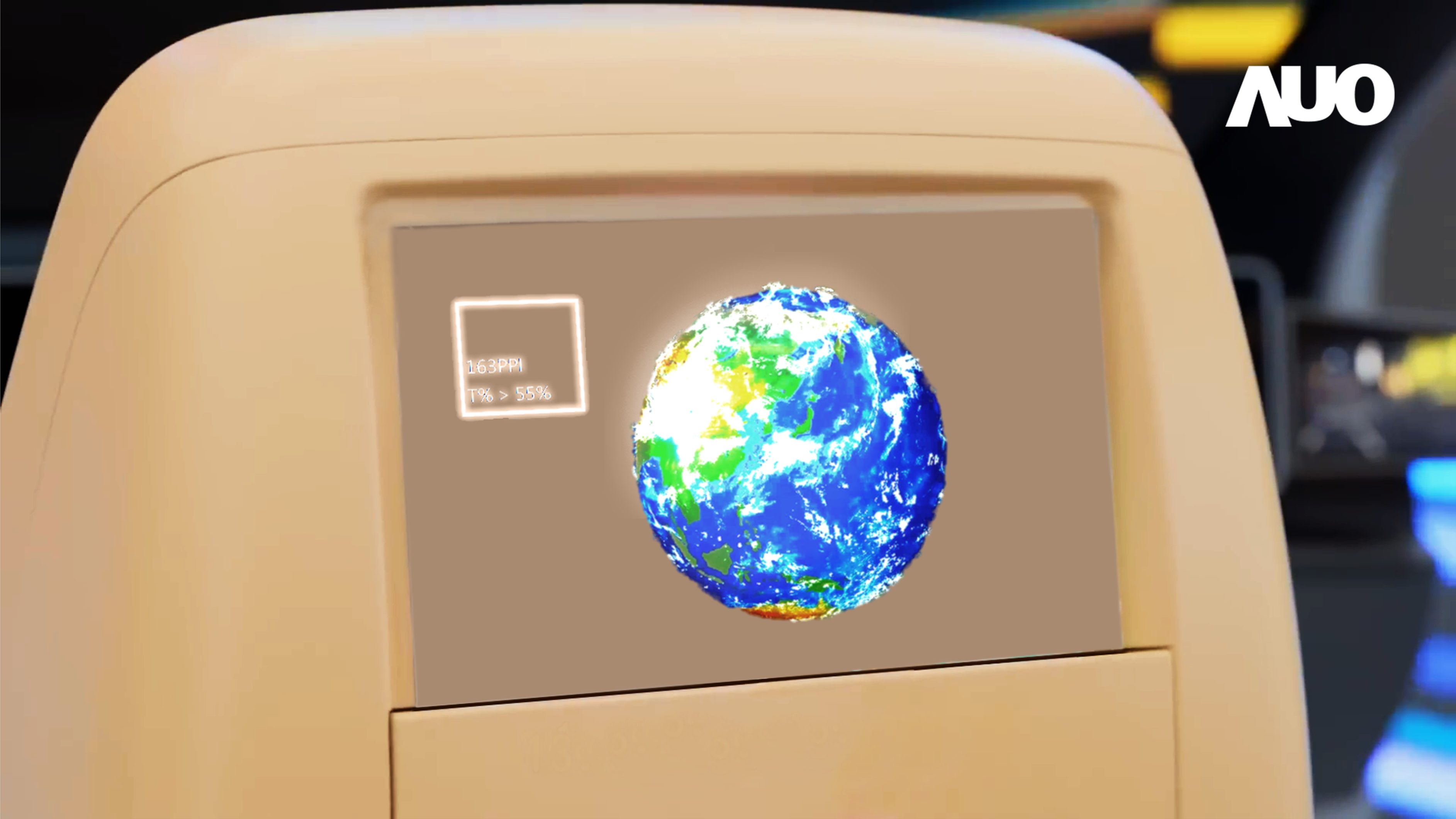 hth·华体突破设计与制程挑战，推出全球最高分辨率163ppi的13.5吋透明Micro LED面板，并积极布局智能车市场，以期拓展透明显示应用的可能性