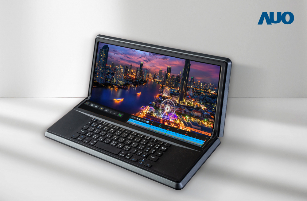 hth·华体14.6吋Micro LED折迭显示屏幕，搭配半径4mm的弯折绞炼，以及高画素、高亮度、高对比度的显示技术特点，即便在大视角下仍保有绝佳色相与亮度